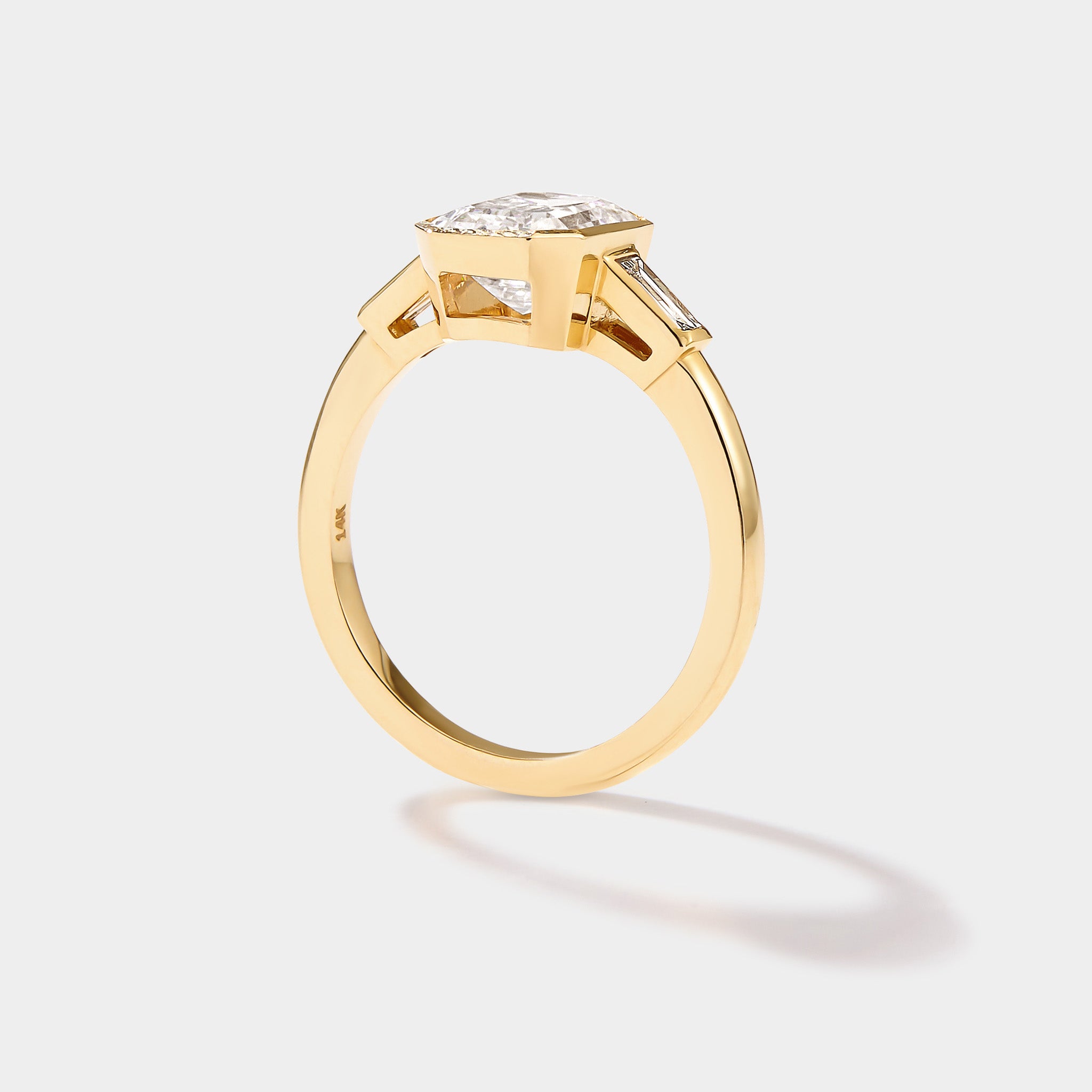 yellow gold lab grown diamond engagement ring