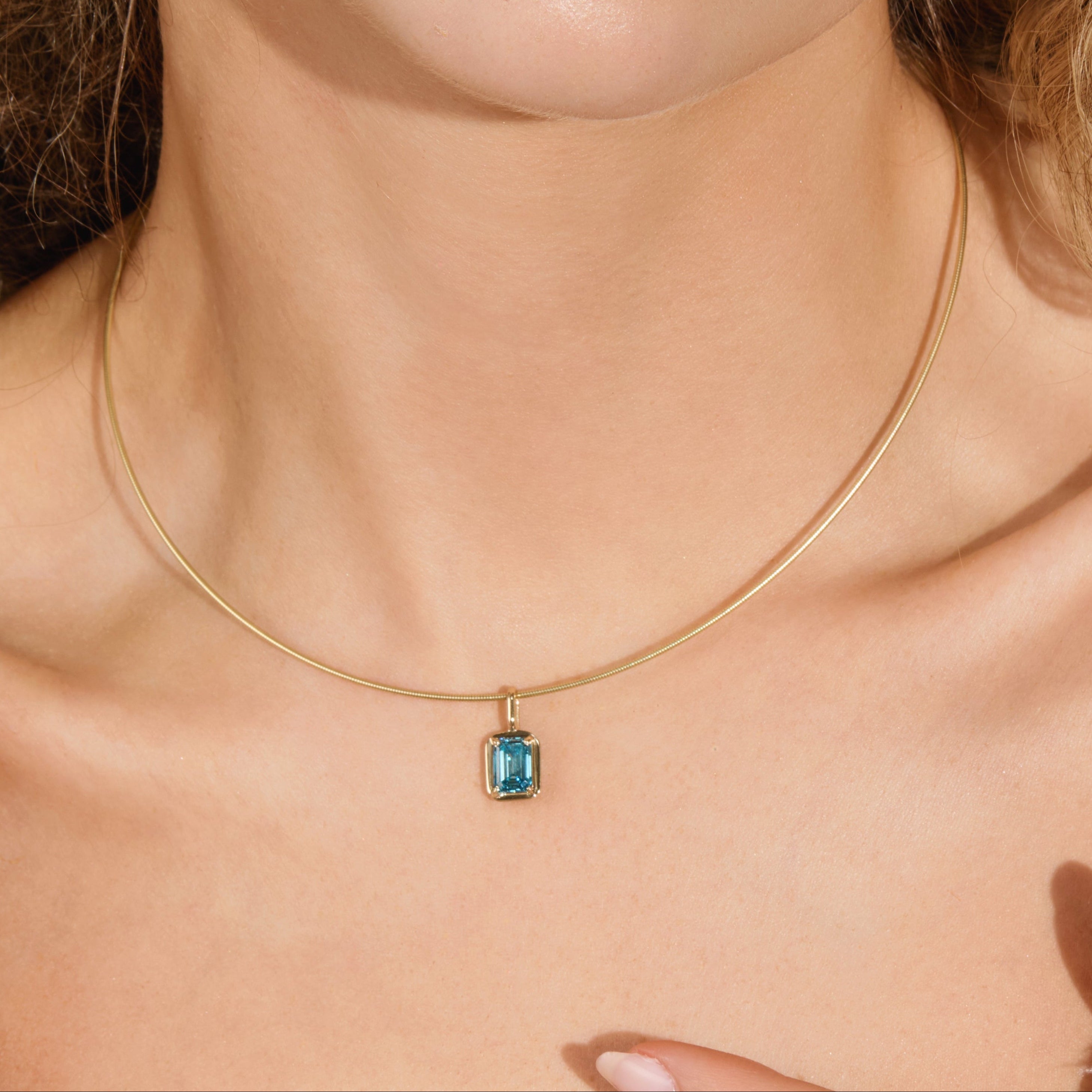 Lab Grown Blue Diamond Pendant 14k