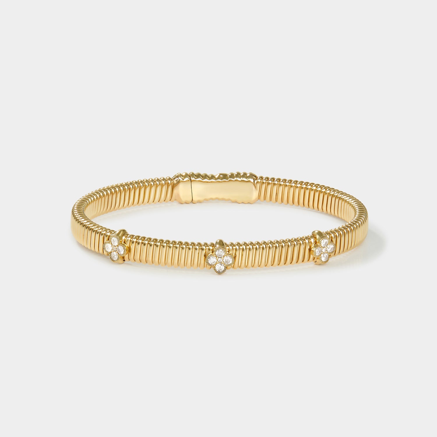 Tobaogas Gold Bracelet with flower diamonds