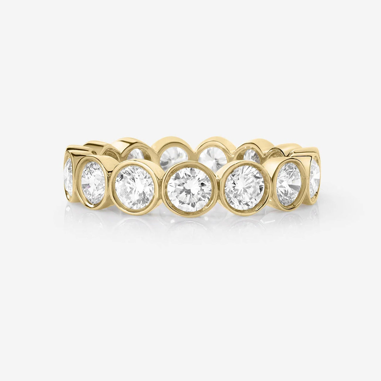 Round diamond eternity band