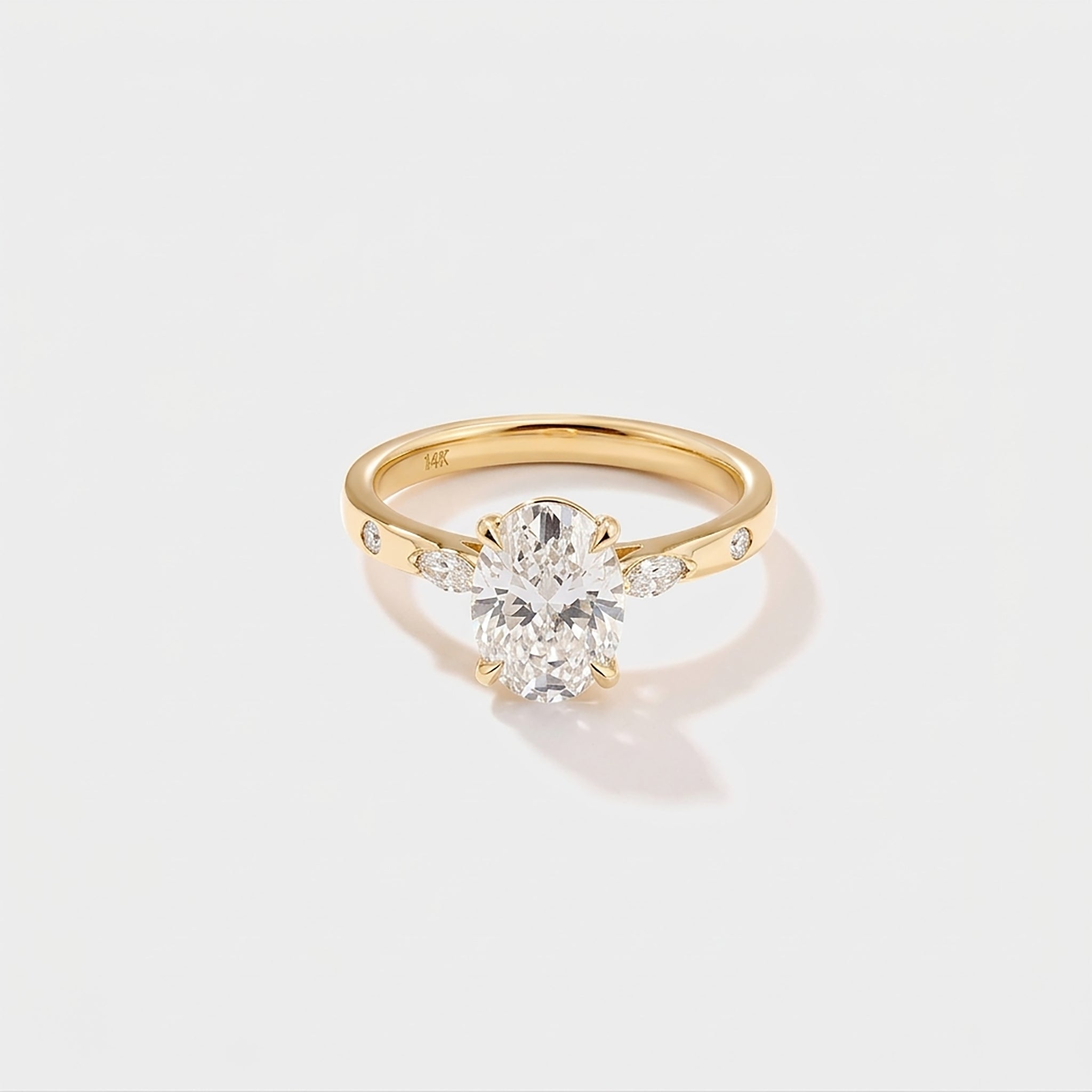 round brilliant lab grown diamond engagement ring