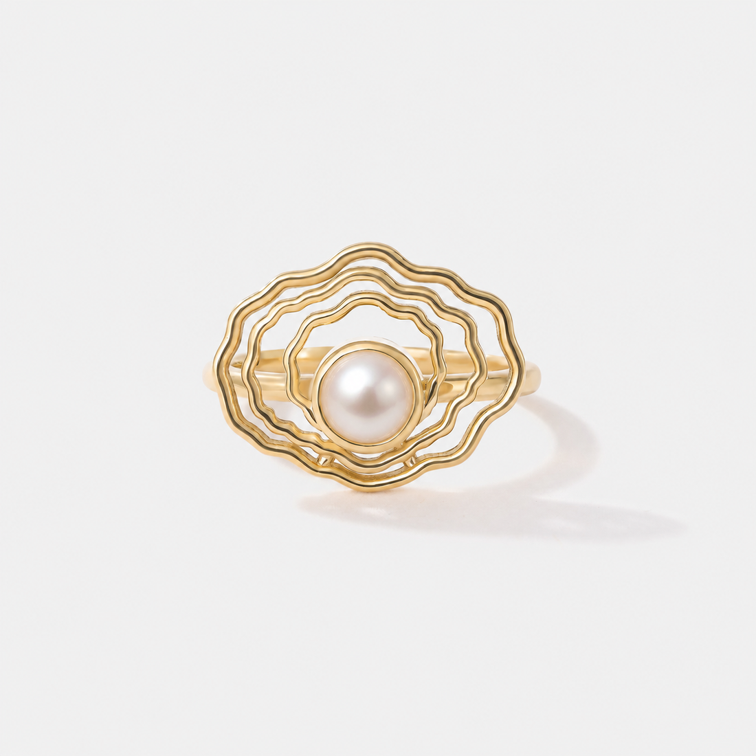 Front view of 14k Gold Oyster ring