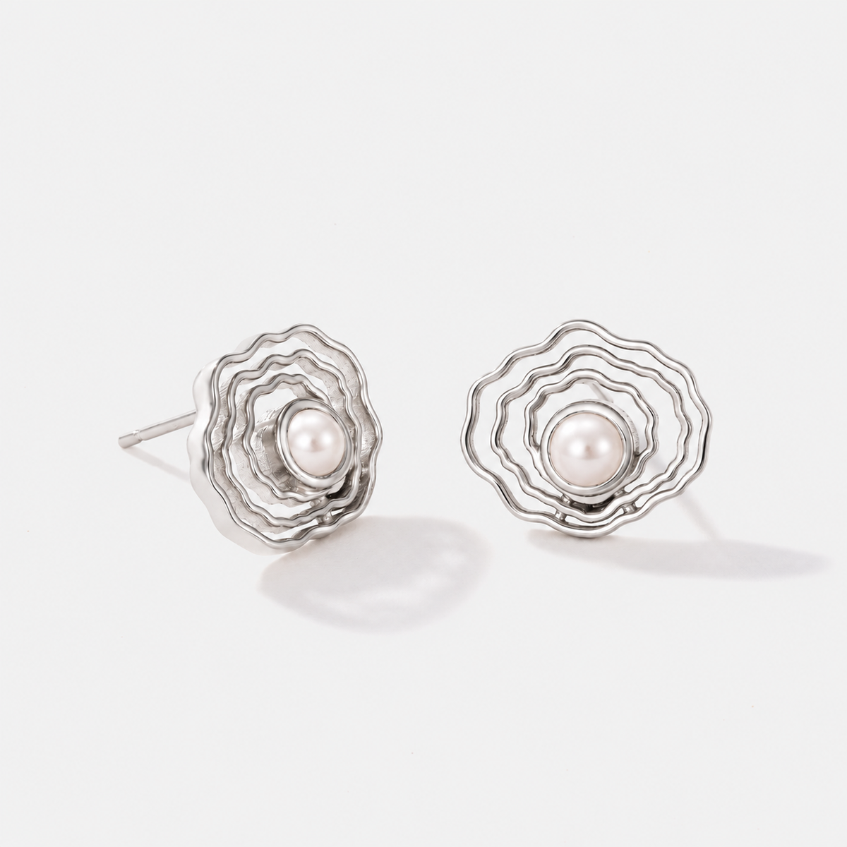 Bayside Oyster Pearl Studs