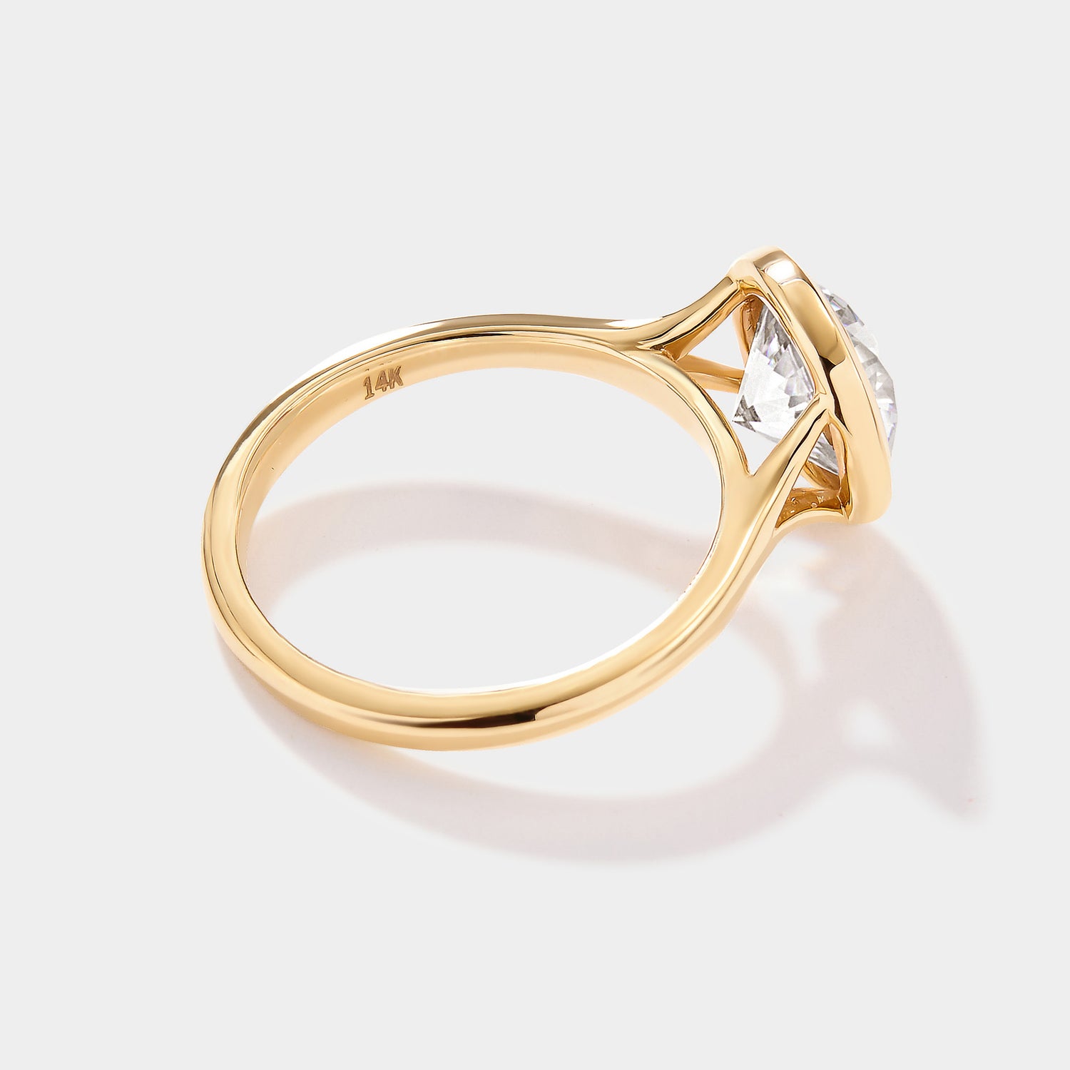 yellow gold lab grown diamond engagement ring
